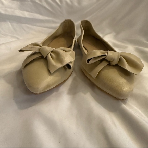 EUC Mercanti Fiorentini Handcrafted Bow Ballet Flats - Picture 2 of 7